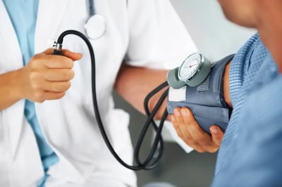 Diabetes y prensión baja: ¿Cómo influye la diabetes en tu presión?